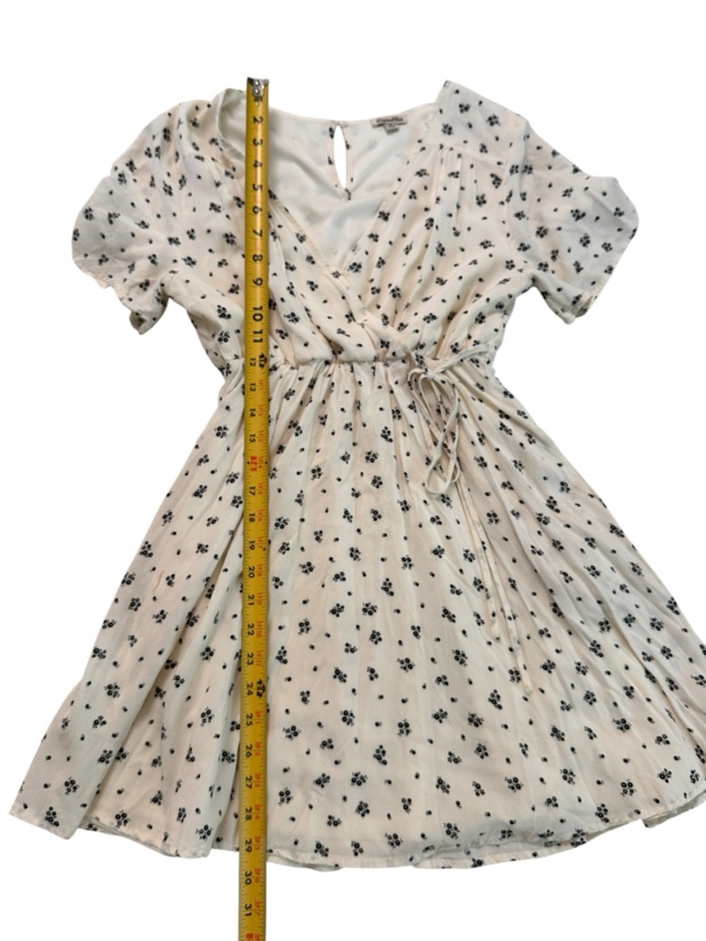 Camellia Women's Floral Short Sleeve Tie Side V-neck Mini Dress Size Small - Picture 11 of 17